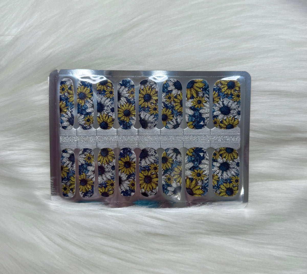 Sunny Disposition – Momma Cats Nail Wraps