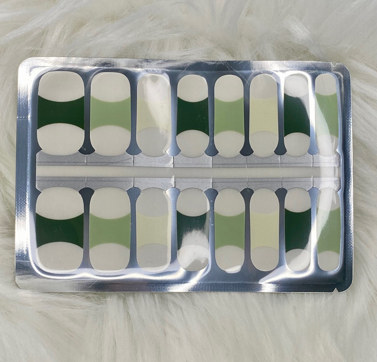 Key Lime Tips – Momma Cats Nail Wraps