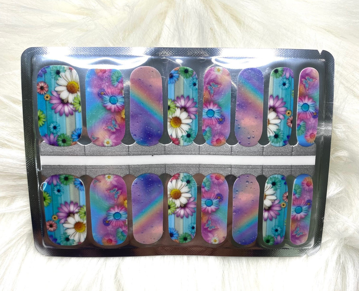 Once Upon a Daisy – Momma Cats Nail Wraps
